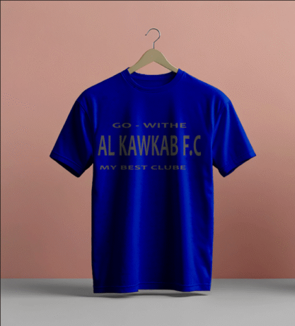 قميص كاجوال بشعار النادي باللون الأزرق