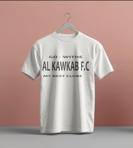 قميص  كاجوال بشعار النادي باللون الأبيض